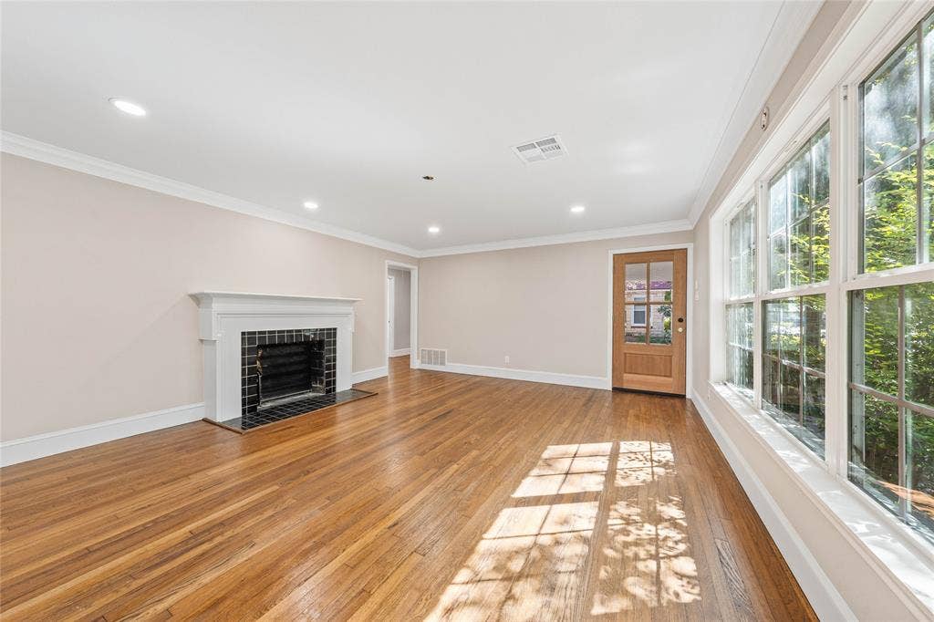 3909 Austin Avenue, Waco, TX 76710