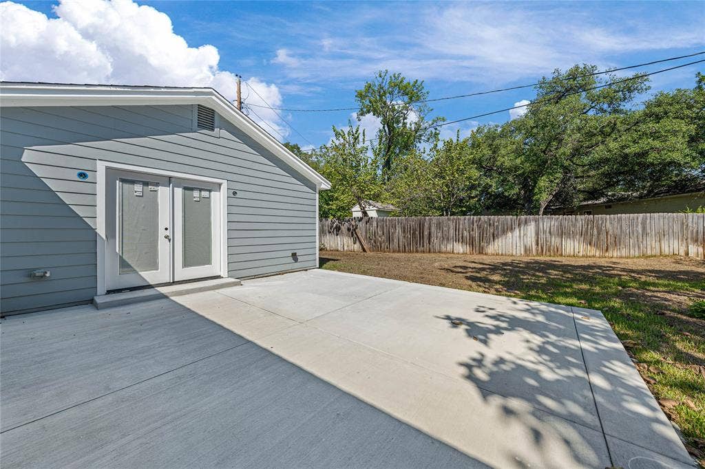 3909 Austin Avenue, Waco, TX 76710