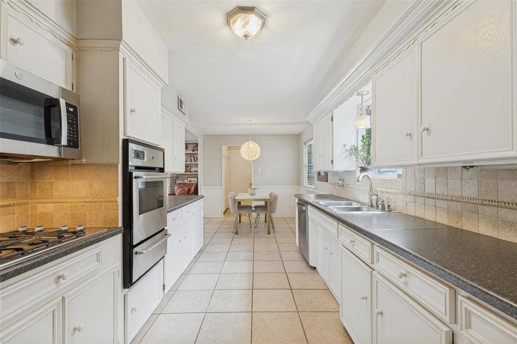 8636 San Souci Drive, Dallas, TX 75238