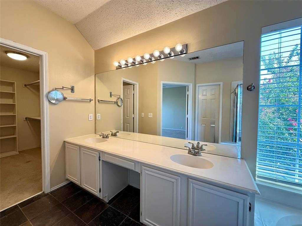 10912 Reisling Drive, Frisco, TX 75035 10912 Reisling Drive, Frisco, TX 75035