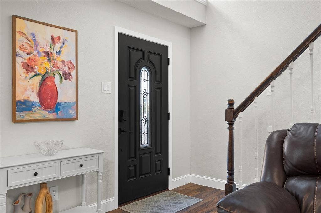 8912 S Hickory Road, Krum, TX 76249