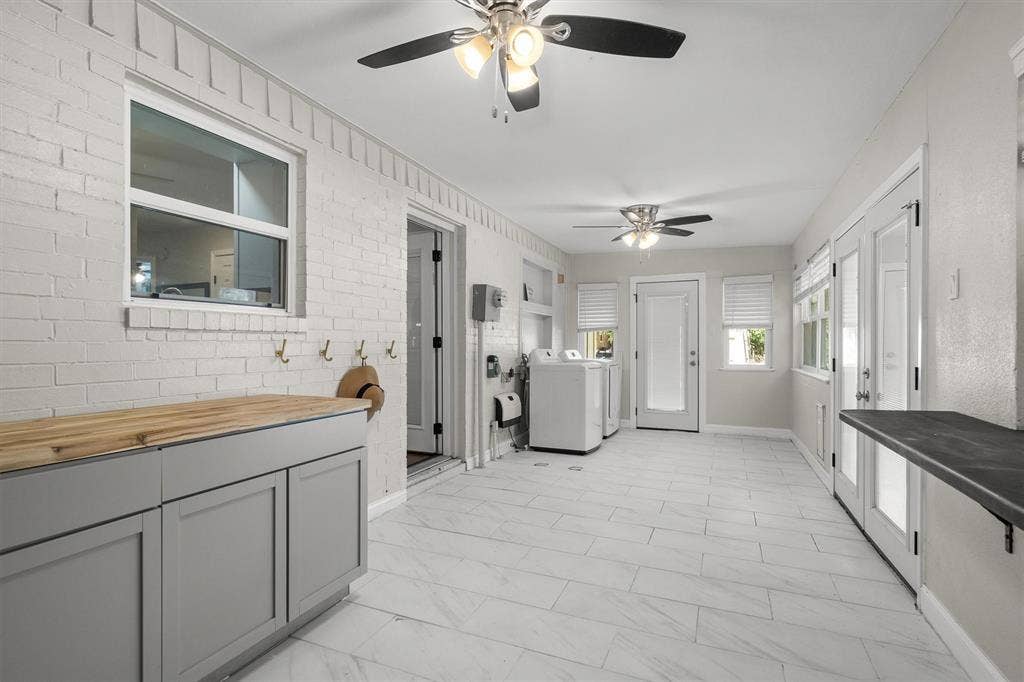 8912 S Hickory Road, Krum, TX 76249