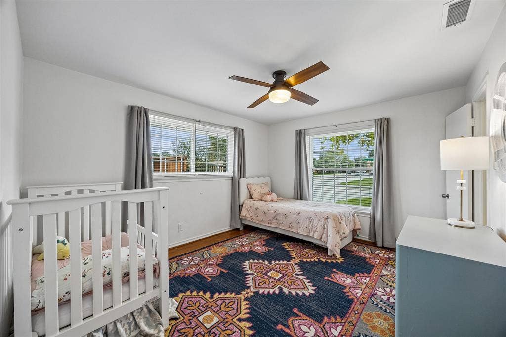 6351 Town Hill Lane, Dallas, TX 75214
