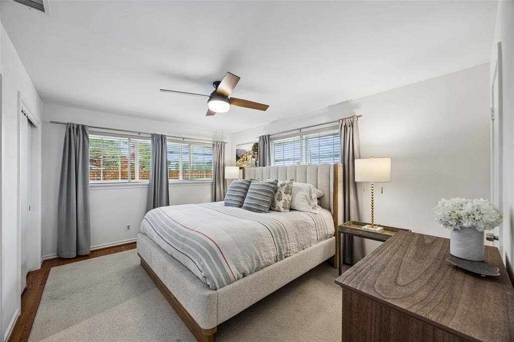 6351 Town Hill Lane, Dallas, TX 75214