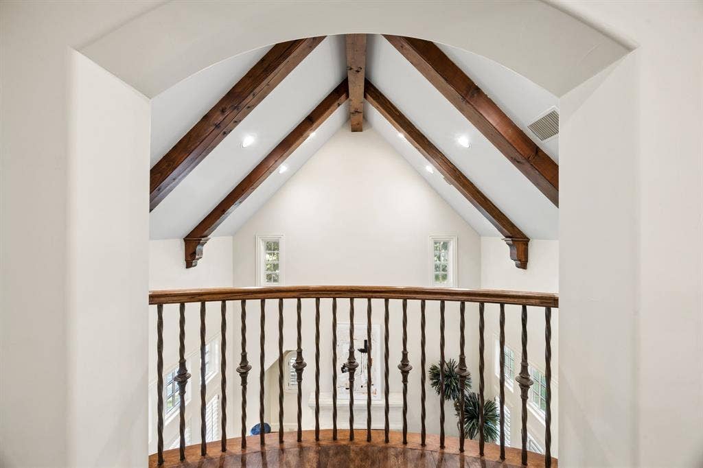 6406 Meadow Road, Dallas, TX 75230 6406 Meadow Road, Dallas, TX 75230