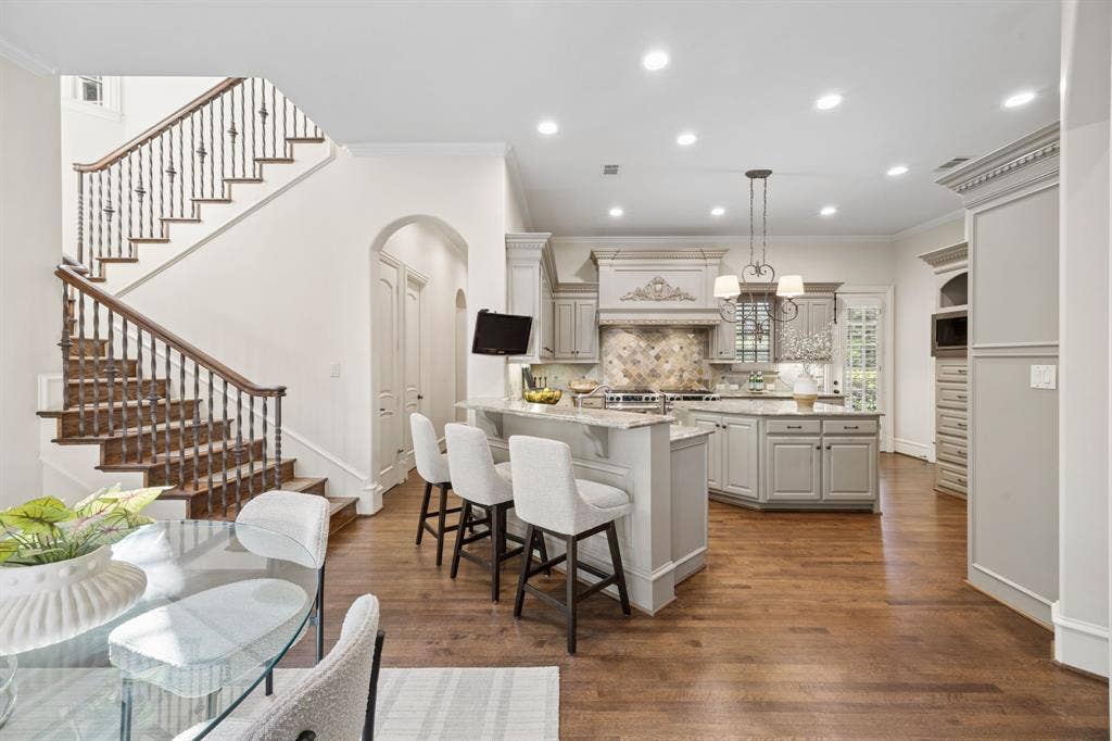 6406 Meadow Road, Dallas, TX 75230 6406 Meadow Road, Dallas, TX 75230