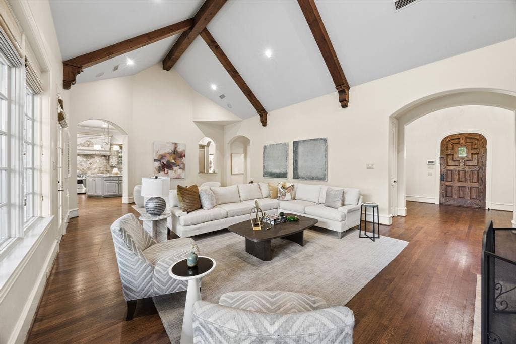 6406 Meadow Road, Dallas, TX 75230 6406 Meadow Road, Dallas, TX 75230