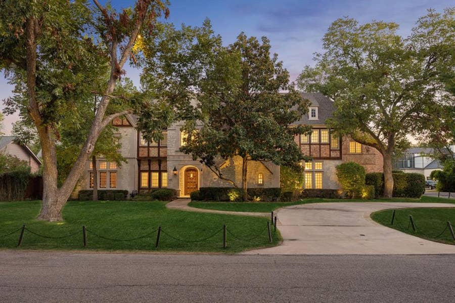 Property photo for 6406 Meadow Road, Dallas, TX