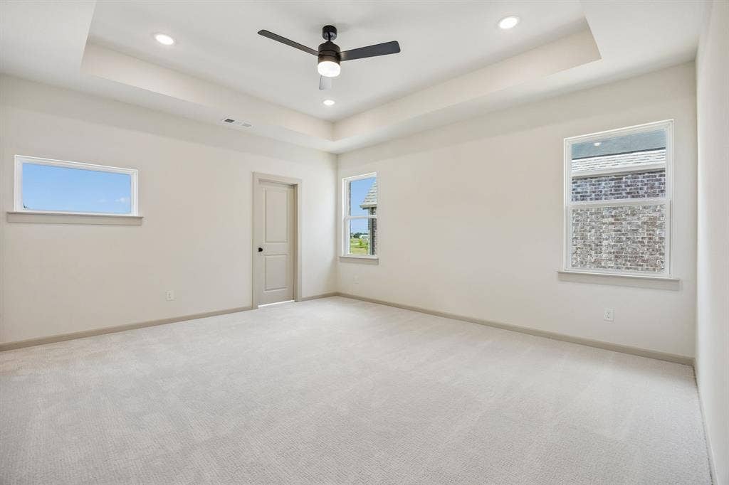 312 Callum Parkway, Celina, TX 75009 Our Giselle plan offers an owner's suite designed for rest and relaxation.