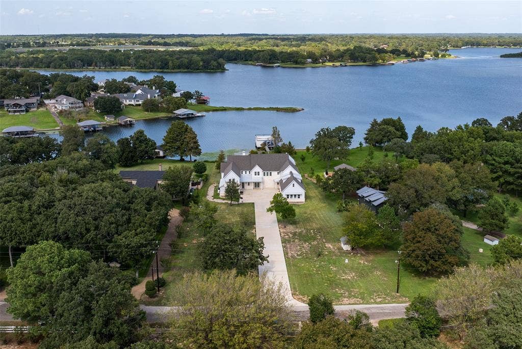 5701 Impala South Road, Athens, TX 75752 5701 Impala South Road, Athens, TX 75752