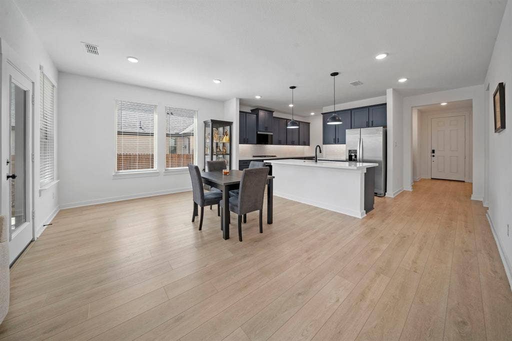 412 Wabash Drive, Waxahachie, TX 75167 412 Wabash Drive, Waxahachie, TX 75167