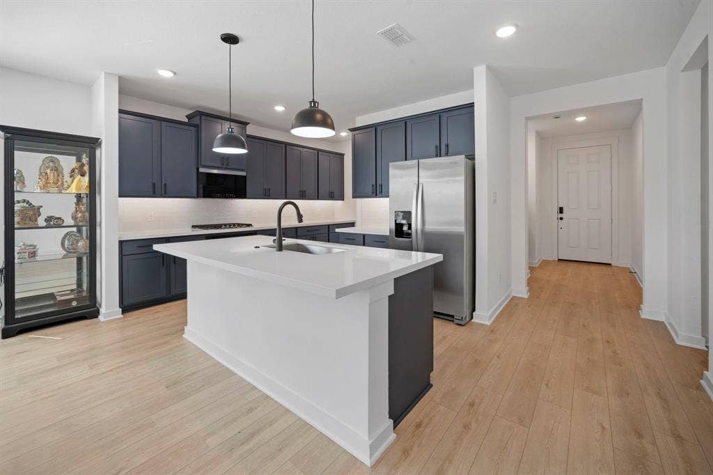 412 Wabash Drive, Waxahachie, TX 75167 412 Wabash Drive, Waxahachie, TX 75167