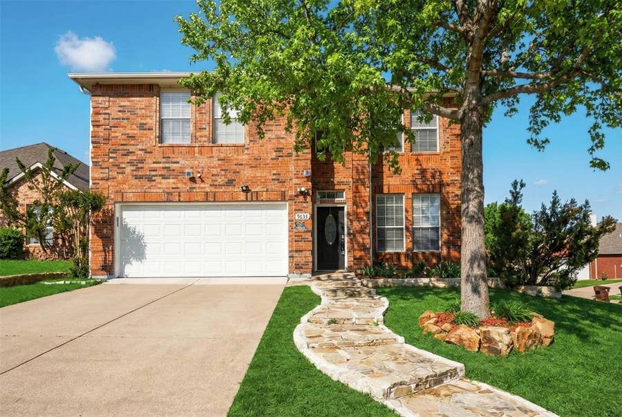 Property photo for 9633 Anns Way, Plano, TX