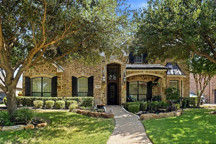 Property photo for 2414 Trophy Club Drive, Trophy Club, TX