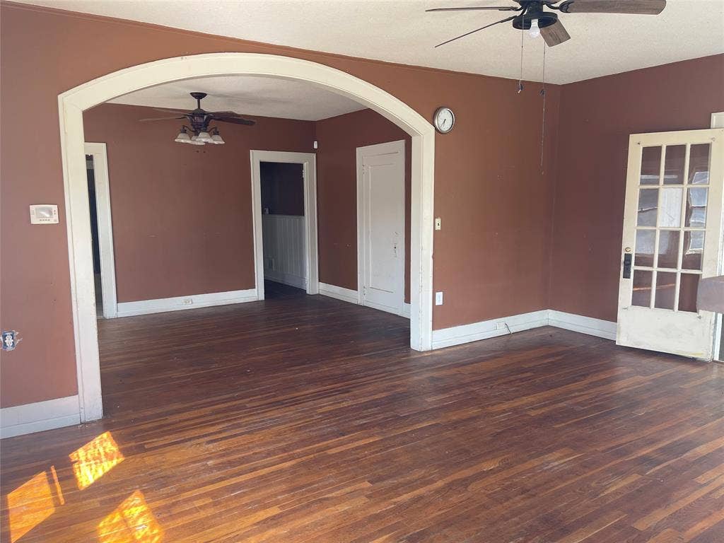 411 Corsicana Street E, Athens, TX 75751 411 Corsicana Street E, Athens, TX 75751