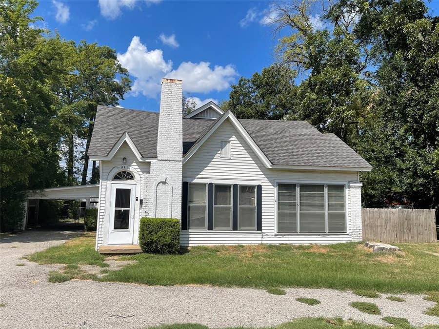 Property photo for 411 Corsicana Street E, Athens, TX