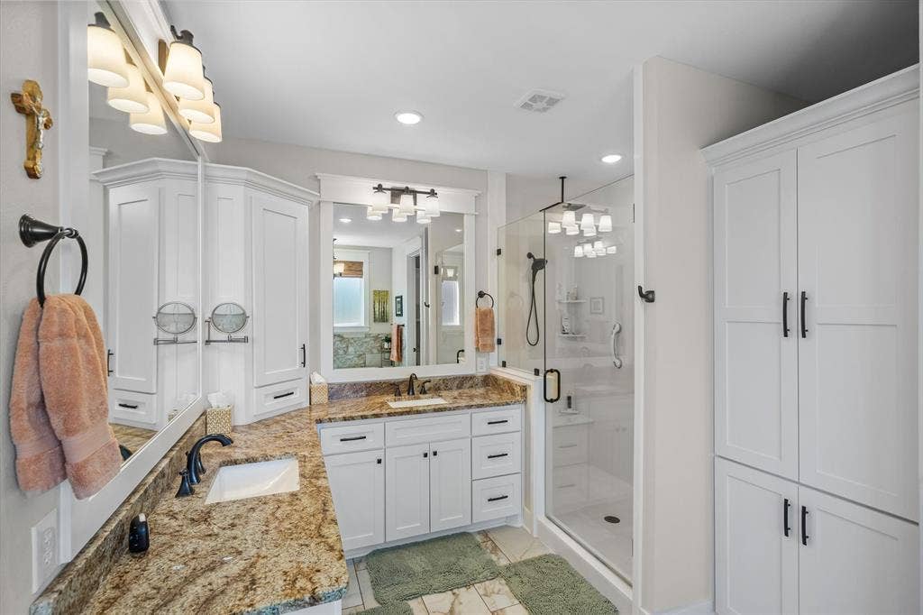 13925 CEDAR VISTA, Tyler, TX 75704 13925 CEDAR VISTA, Tyler, TX 75704
