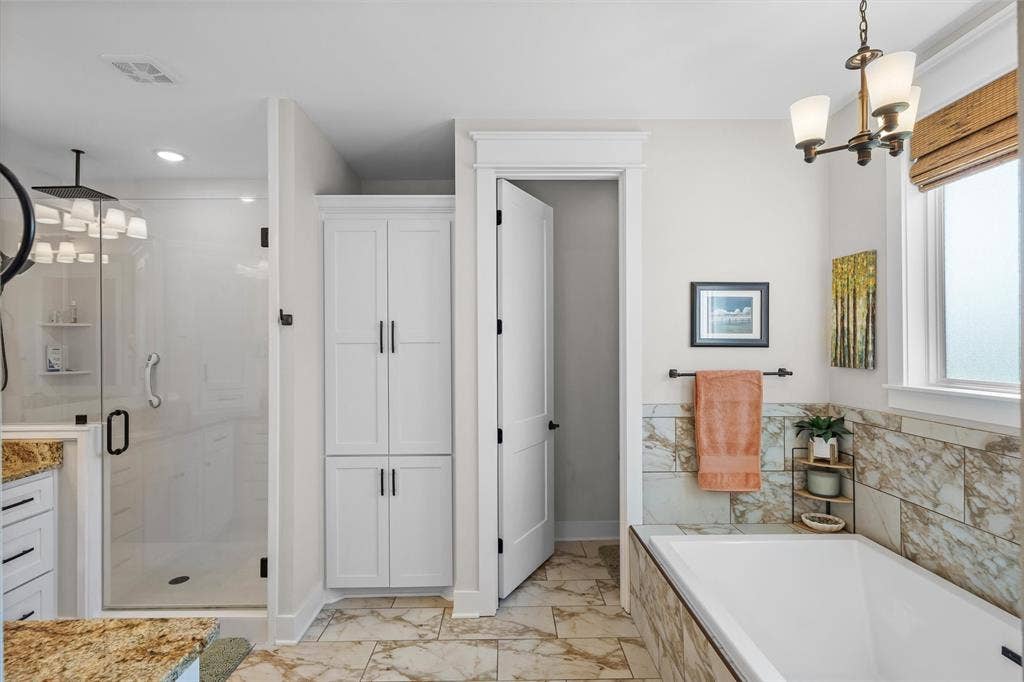 13925 CEDAR VISTA, Tyler, TX 75704 13925 CEDAR VISTA, Tyler, TX 75704
