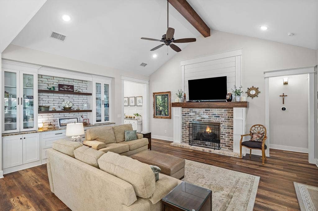 13925 CEDAR VISTA, Tyler, TX 75704 13925 CEDAR VISTA, Tyler, TX 75704