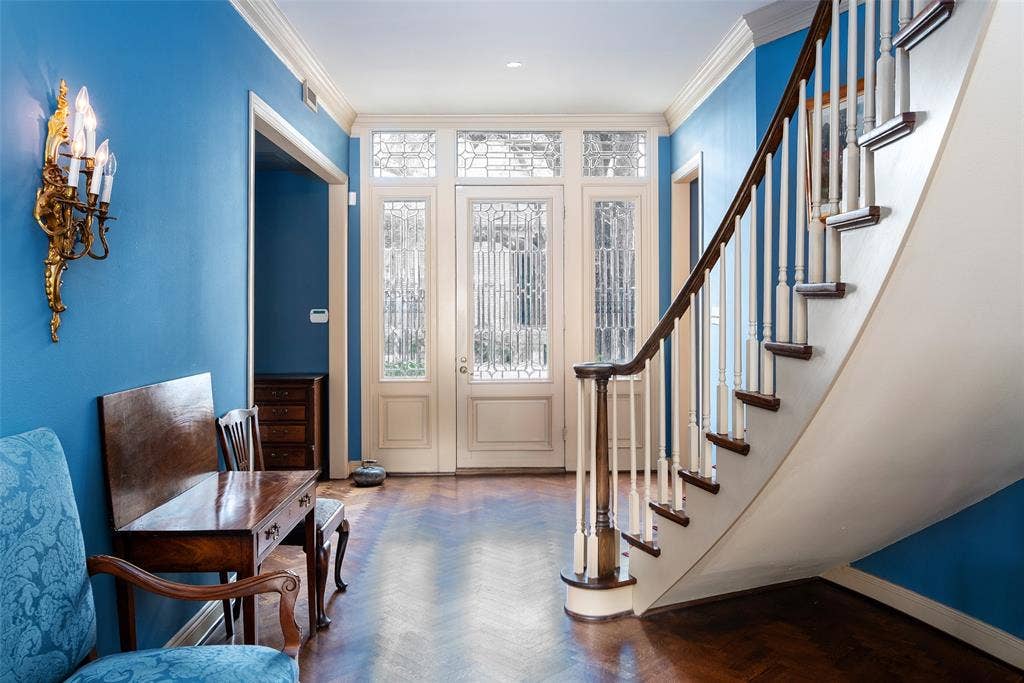 5826 Farquhar Lane, Dallas, TX 75209 5826 Farquhar Lane, Dallas, TX 75209