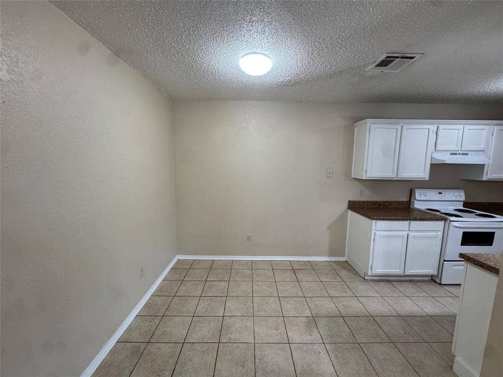 4117 Fossil Ridge Drive, Haltom City, TX 76137 4117 Fossil Ridge Drive, Haltom City, TX 76137