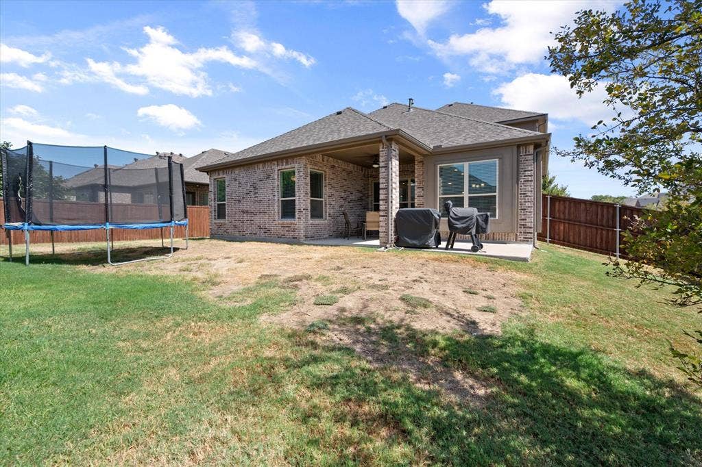 2705 Grainger Drive, Mansfield, TX 76063