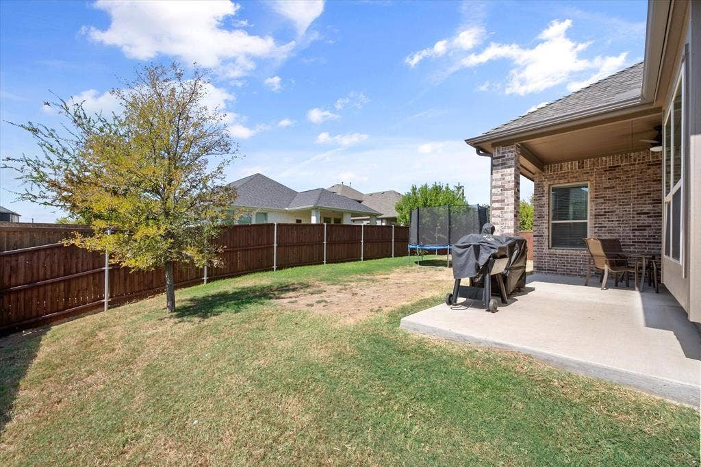 2705 Grainger Drive, Mansfield, TX 76063