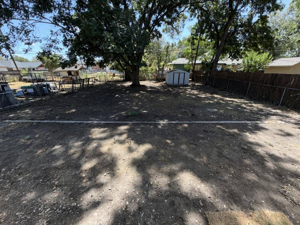 1205 Oak Street, Grand Prairie, TX 75050 1205 Oak Street, Grand Prairie, TX 75050