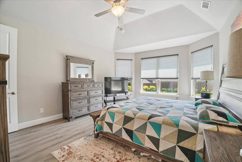 2206 Wellington Lane, Corinth, TX 76210 2206 Wellington Lane, Corinth, TX 76210