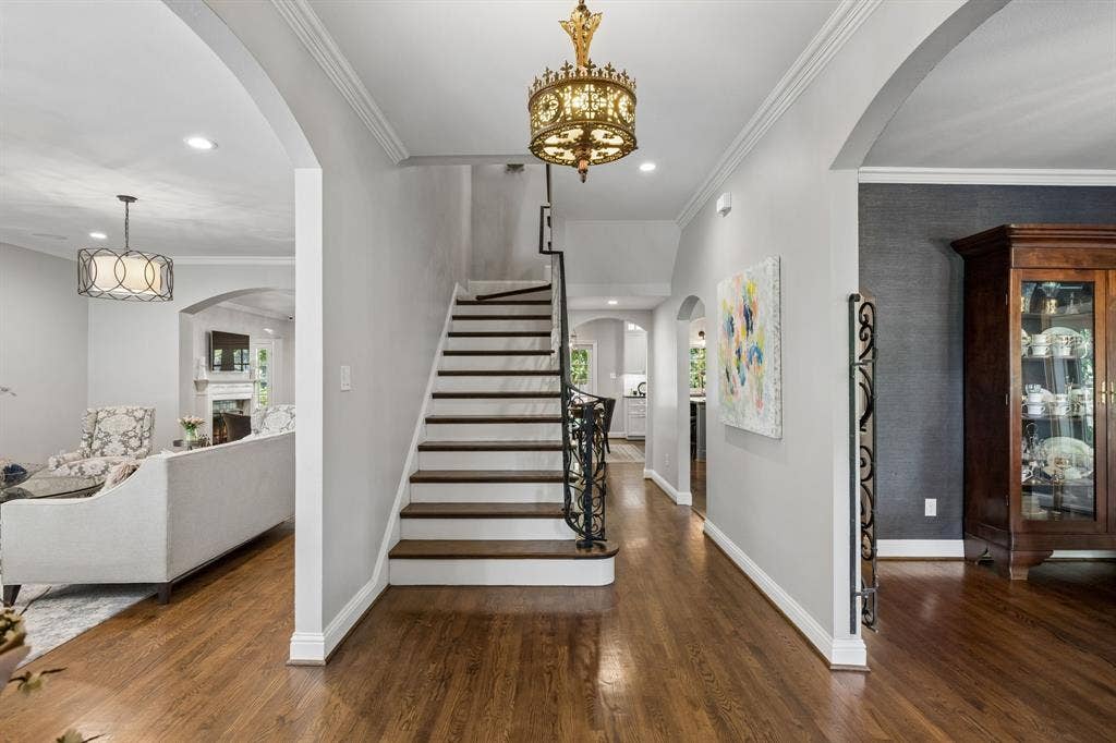 8319 Forest Hills Boulevard, Dallas, TX 75218 8319 Forest Hills Boulevard, Dallas, TX 75218