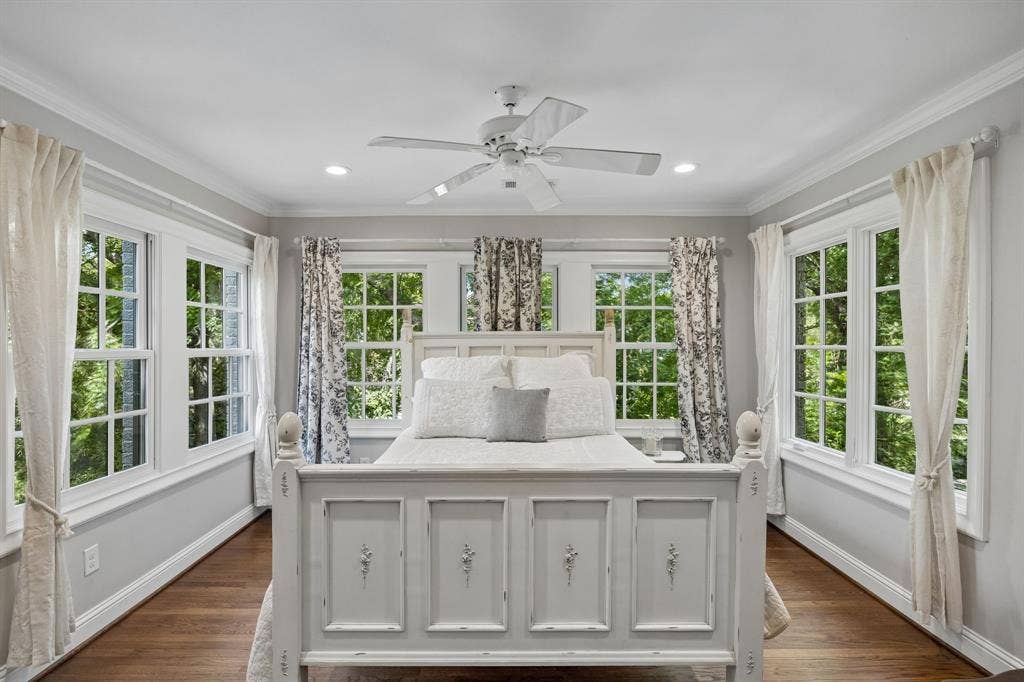 8319 Forest Hills Boulevard, Dallas, TX 75218 8319 Forest Hills Boulevard, Dallas, TX 75218