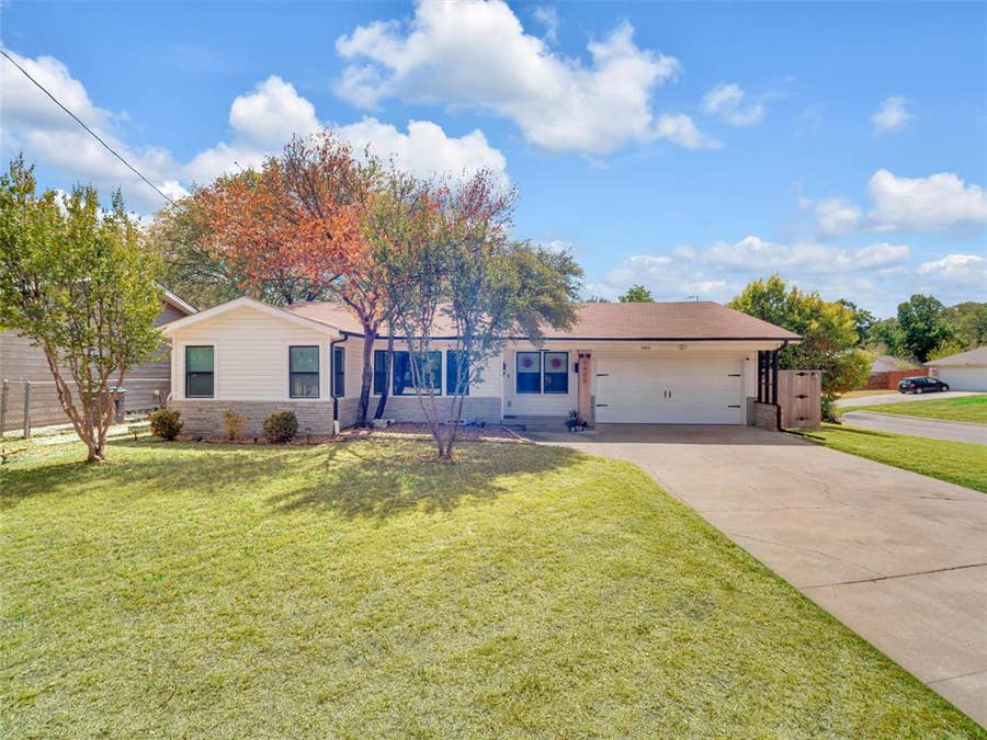 Property photo for 5400 Meadowbrook Drive, Fort Worth, TX