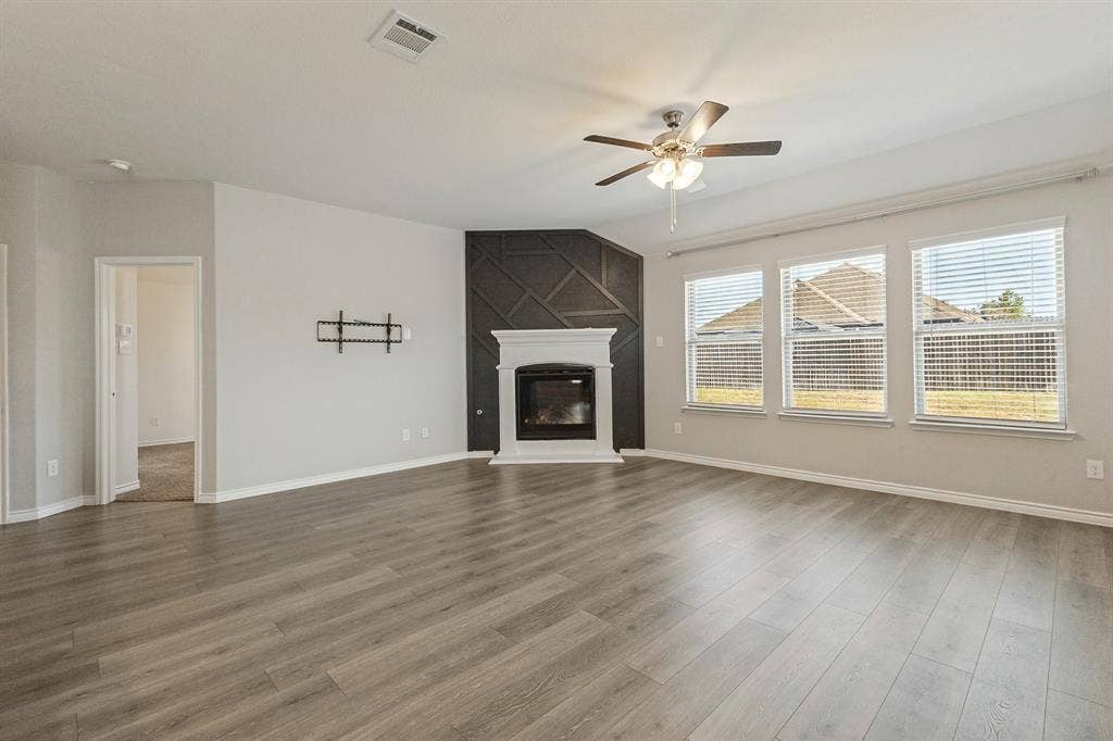314 Gatecrest Drive, Fate, TX 75087