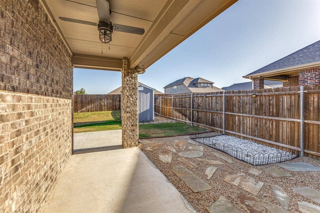 314 Gatecrest Drive, Fate, TX 75087