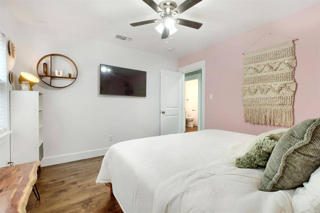 818 N Windomere Avenue, Dallas, TX 75208 818 N Windomere Avenue, Dallas, TX 75208