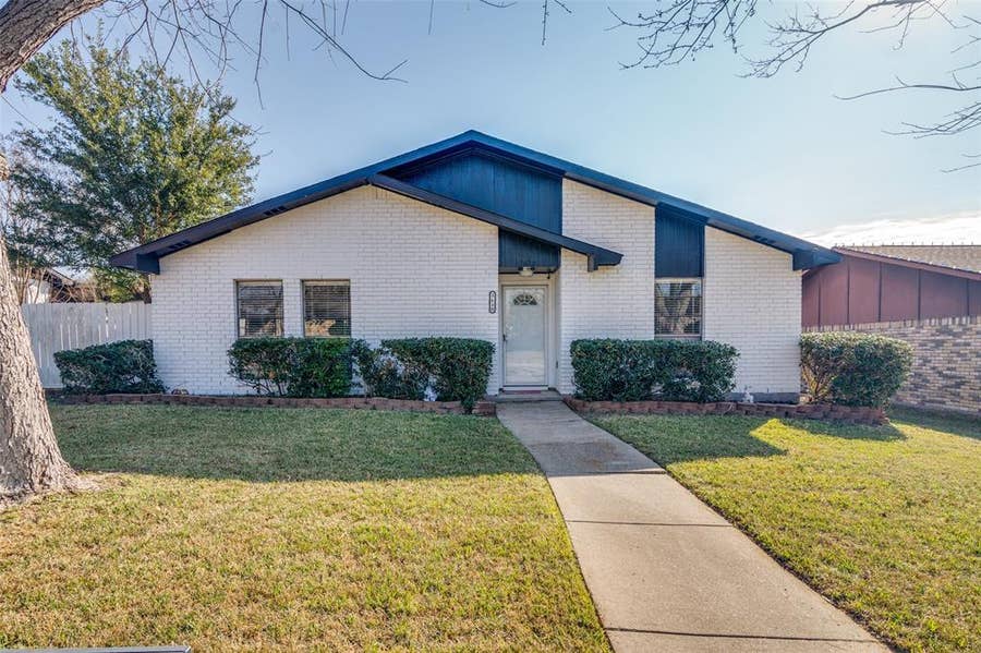 Property photo for 3630 Dumas Trail, Garland, TX