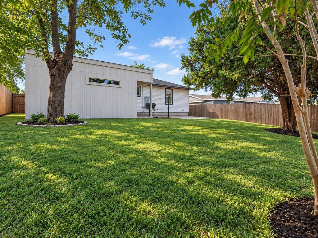 2352 Talco Drive, Dallas, TX 75241 2352 Talco Drive, Dallas, TX 75241
