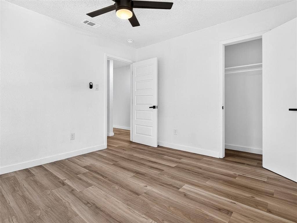 2352 Talco Drive, Dallas, TX 75241 2352 Talco Drive, Dallas, TX 75241