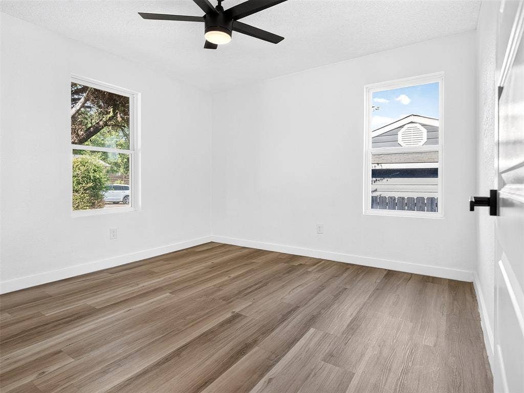 2352 Talco Drive, Dallas, TX 75241 2352 Talco Drive, Dallas, TX 75241