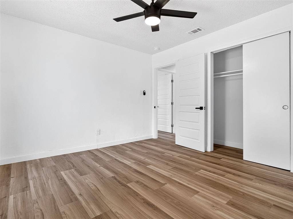 2352 Talco Drive, Dallas, TX 75241 2352 Talco Drive, Dallas, TX 75241
