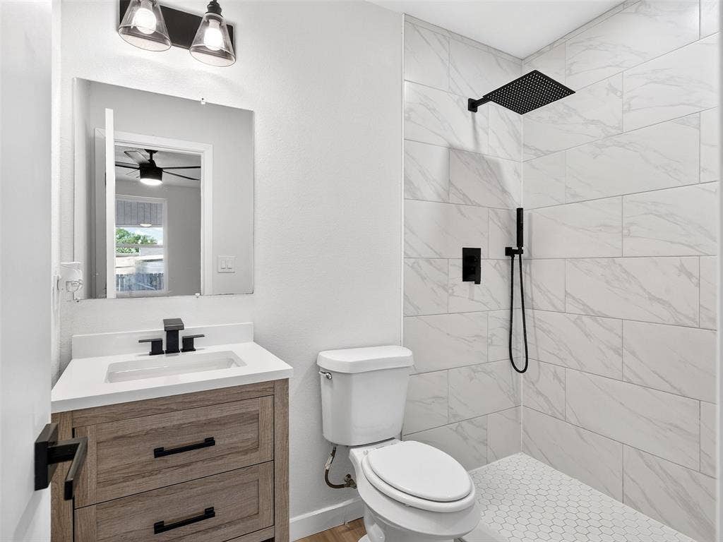 2352 Talco Drive, Dallas, TX 75241 2352 Talco Drive, Dallas, TX 75241