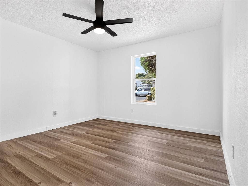 2352 Talco Drive, Dallas, TX 75241 2352 Talco Drive, Dallas, TX 75241