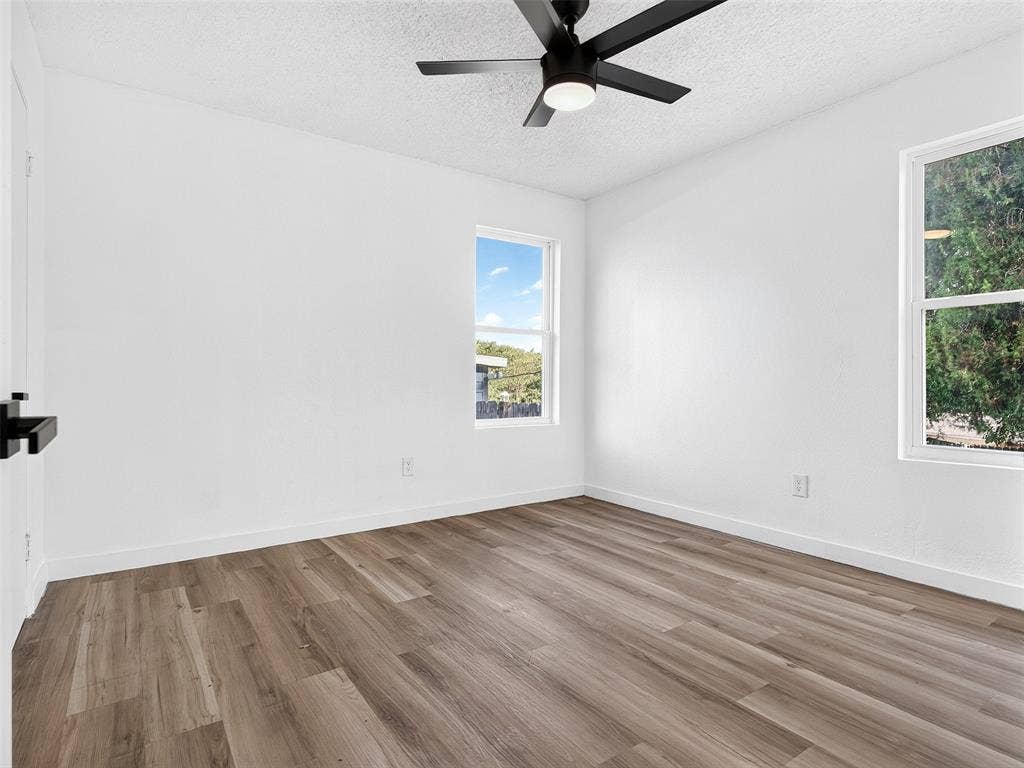 2352 Talco Drive, Dallas, TX 75241 2352 Talco Drive, Dallas, TX 75241