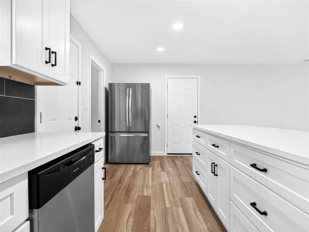 2352 Talco Drive, Dallas, TX 75241 2352 Talco Drive, Dallas, TX 75241