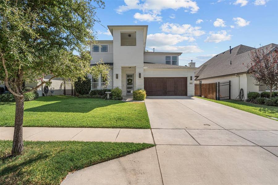 Property photo for 513 Sheer Bliss Lane, Fort Worth, TX