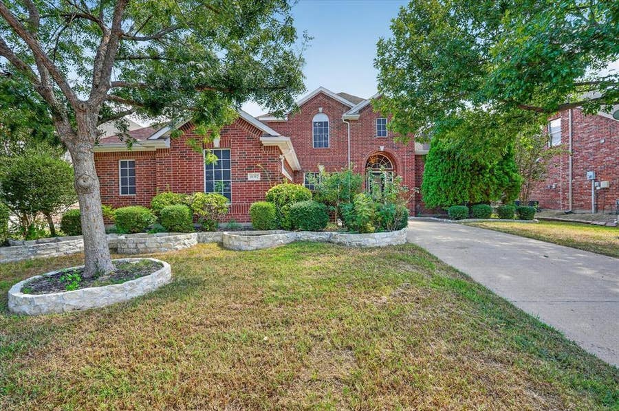 Property photo for 10302 Fairway Vista Drive, Rowlett, TX