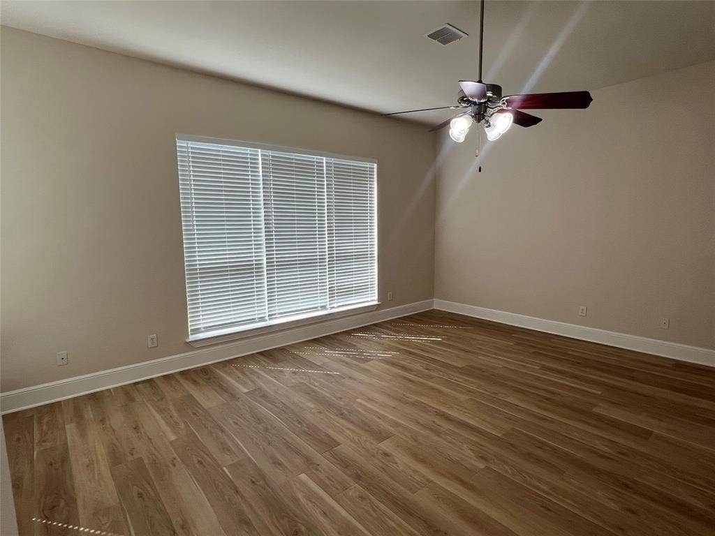 1228 Sandy Shore Road, Irving, TX 75063
