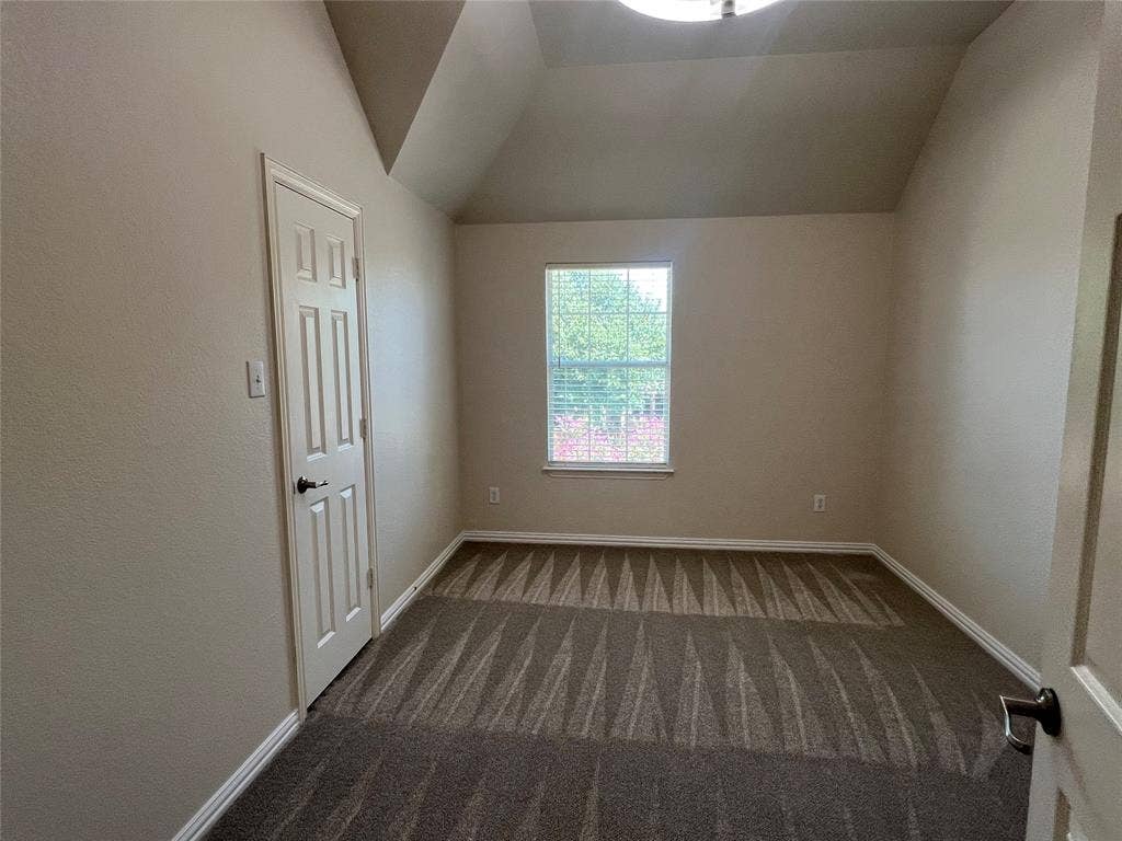1228 Sandy Shore Road, Irving, TX 75063