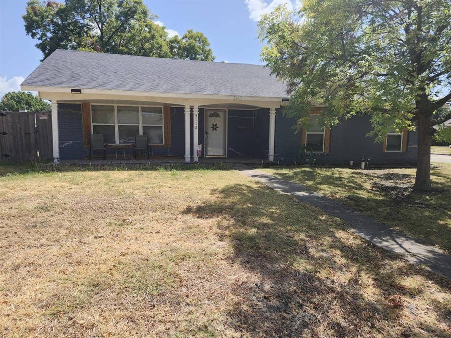 Property photo for 3112 Jamestown Drive, Mesquite, TX