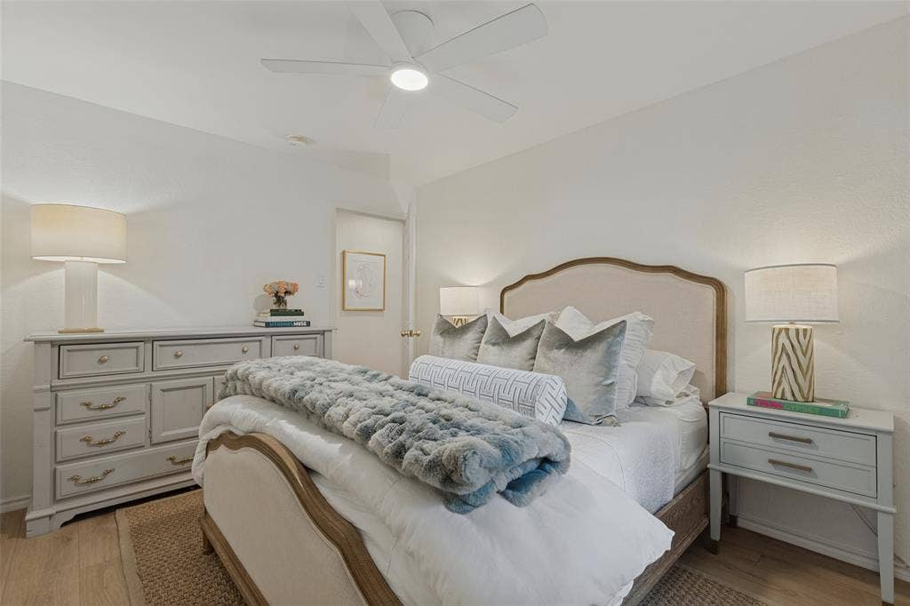 6042 Mercedes Avenue, Dallas, TX 75206 6042 Mercedes Avenue, Dallas, TX 75206